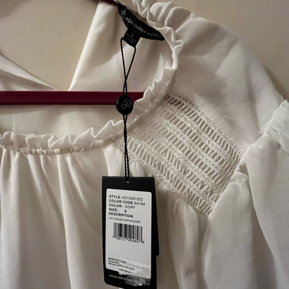 Adrianna Papell Cream Blouse with Puff Sleeves and Bib Collar - Picture 3 of 3